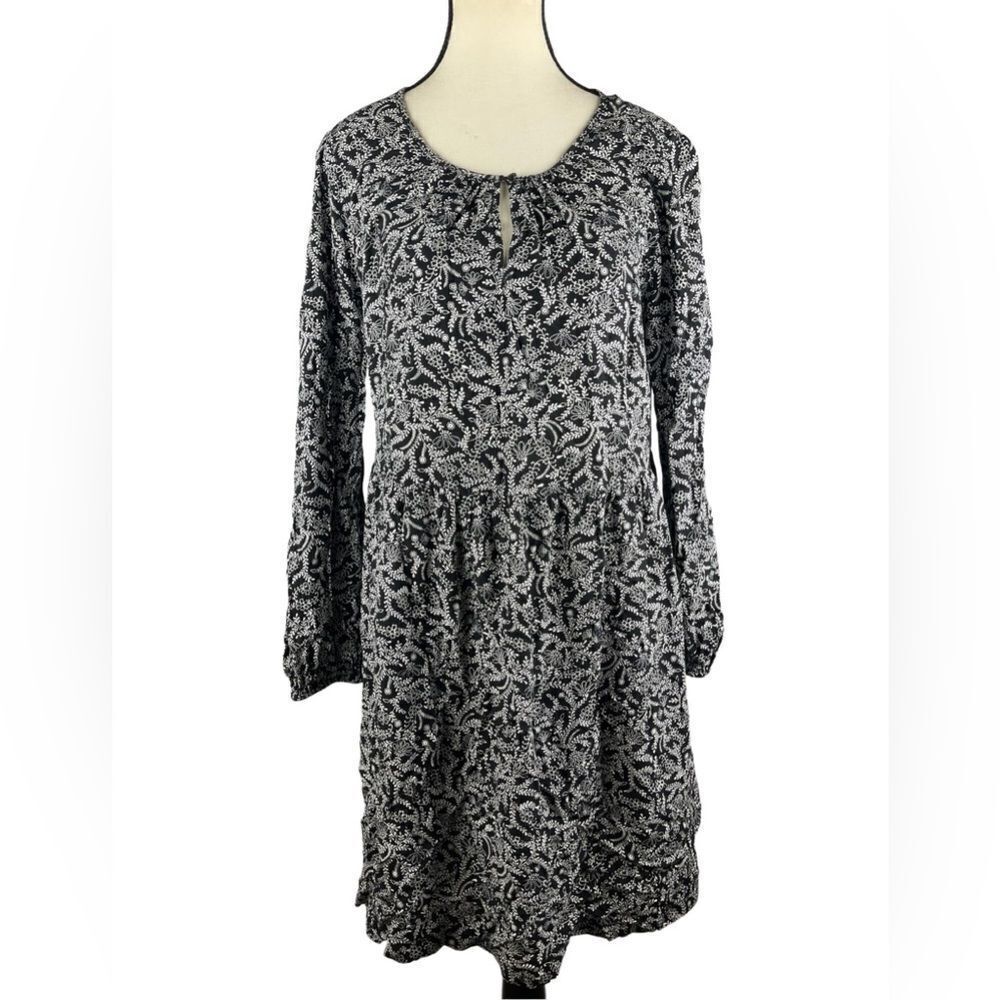 Old Navy black‎ & white floral mini dress with key hole neck long sleeve sz M